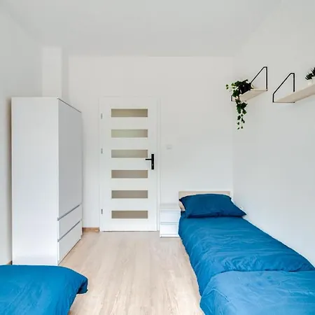 - Kwatera Do 5 Osób Kuchnia Tv Wifi Apartamento *